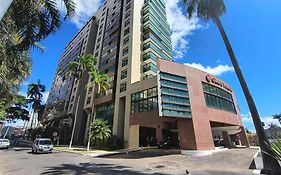 Flat particular com varanda, garagem e wi-fi no Hotel Grand Mercure